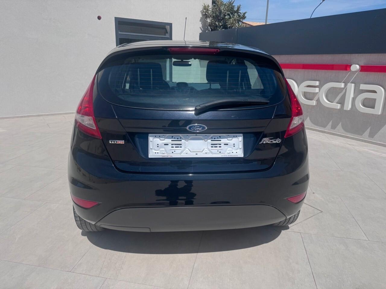 Ford Fiesta 1.4 TDCi 5p. Ghia