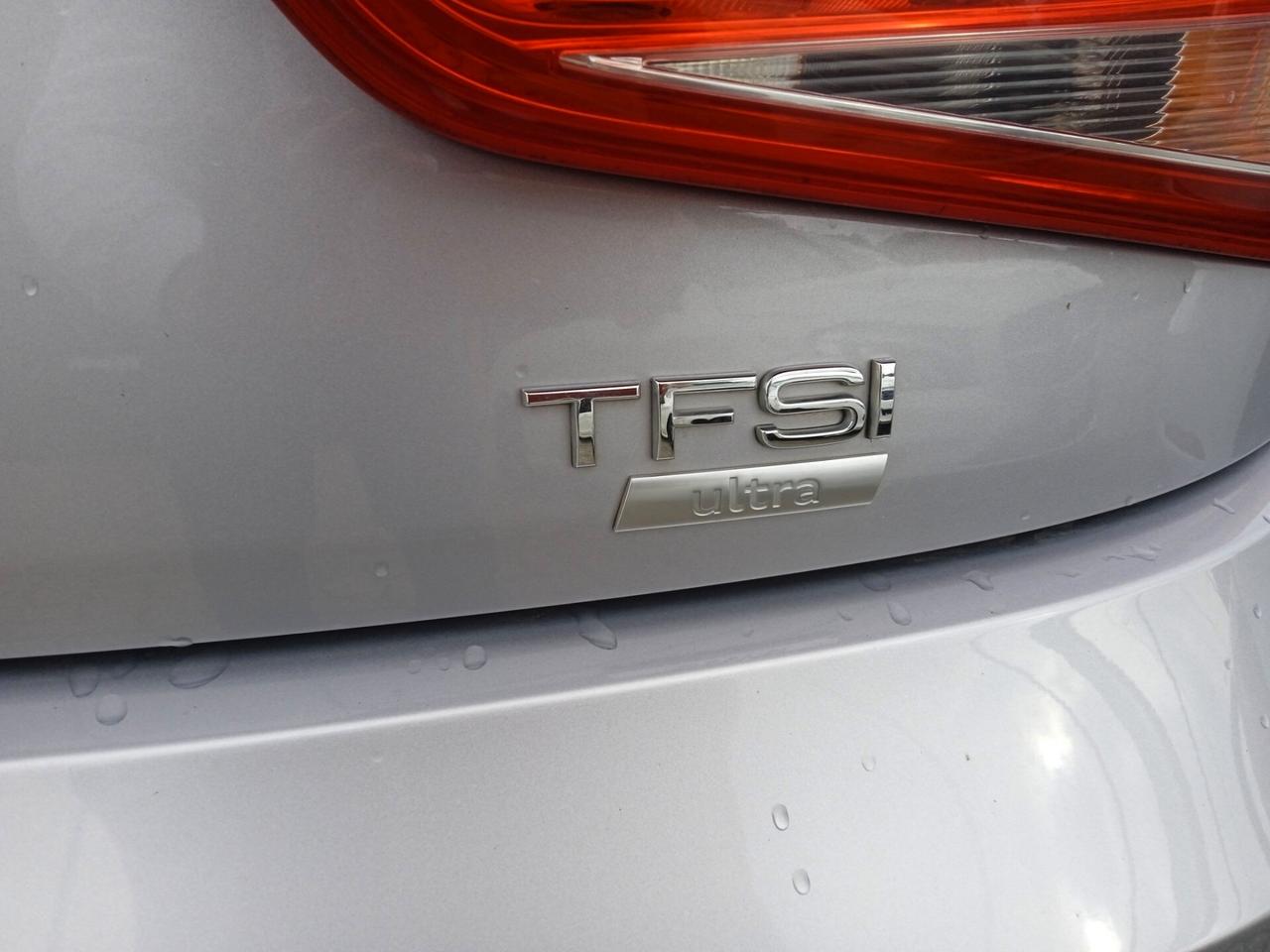 Audi A1 ULTRA DESIGN SENS PARK POSTERIORI VOLANTE MULTIFUNZIONI SEDILI RISCALDATI PER NEO PATENTATI