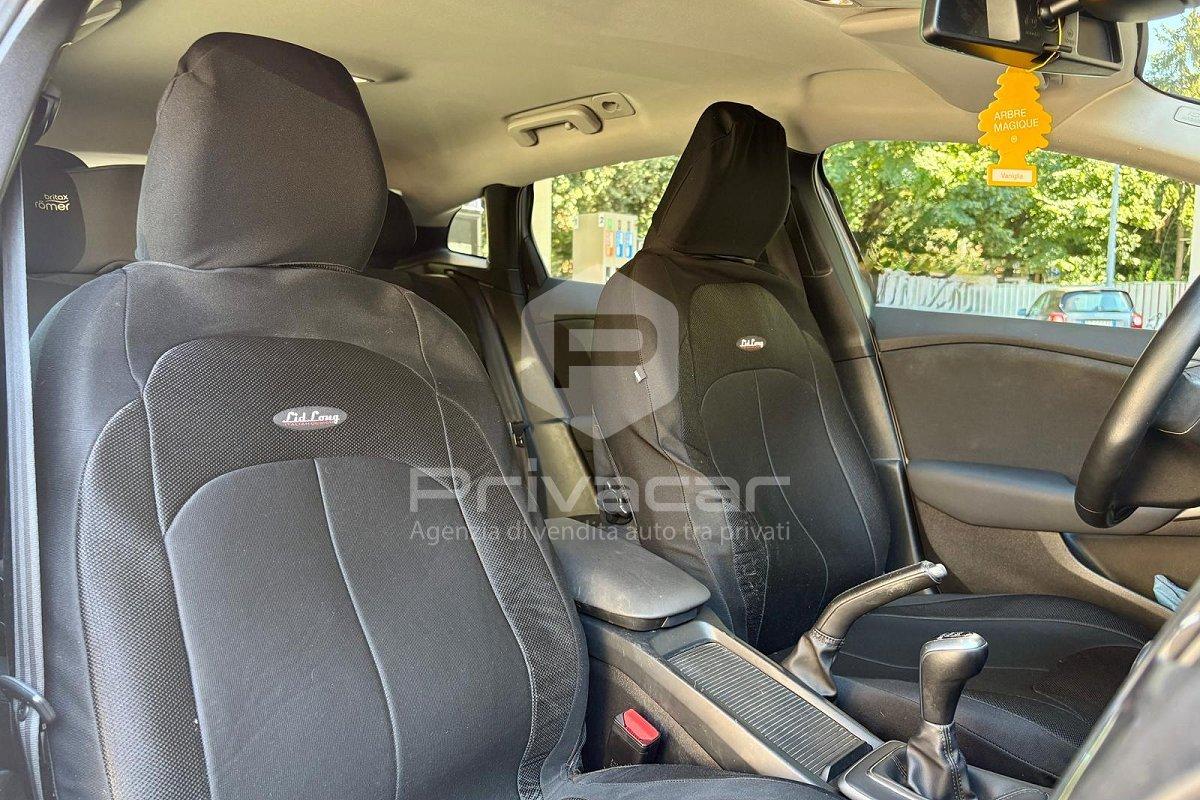 VOLVO V40 D2 R-design Kinetic