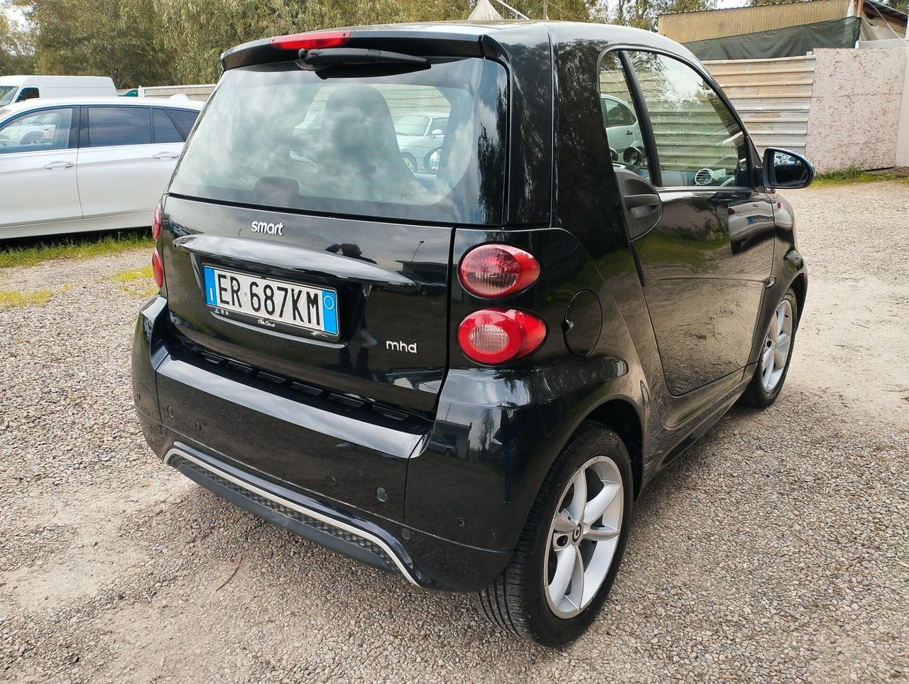 Smart ForTwo 1000 52 kW MHD coupé passion