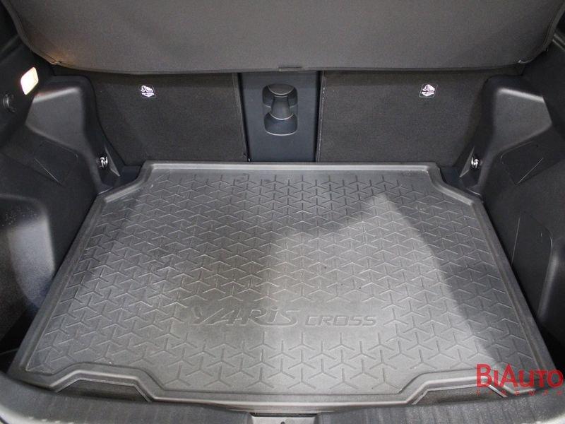 Toyota Yaris Cross 1.5 Hybrid 5p. E-CVT AWD-i Premiere