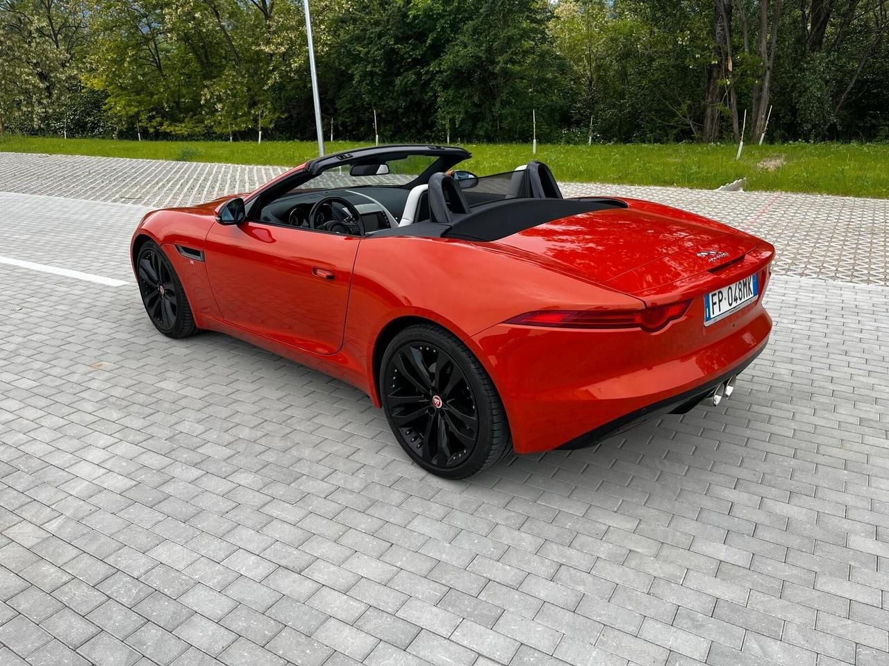 Jaguar F-Type 3.0 V6 Convertibile
