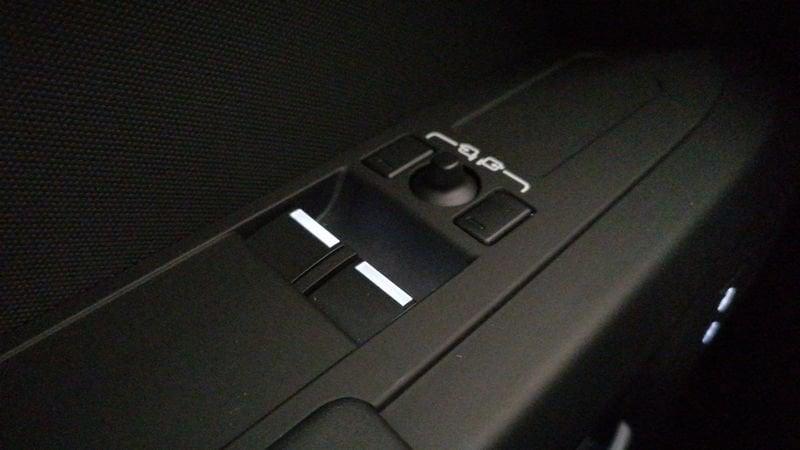 Land Rover Defender 90 3.0d i6 mhev awd 200cv auto