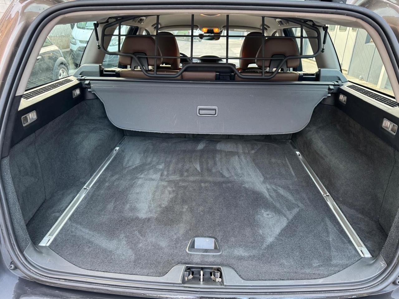Volvo XC 70 D4 AWD Geartronic Momentum*EURO5B*FULL
