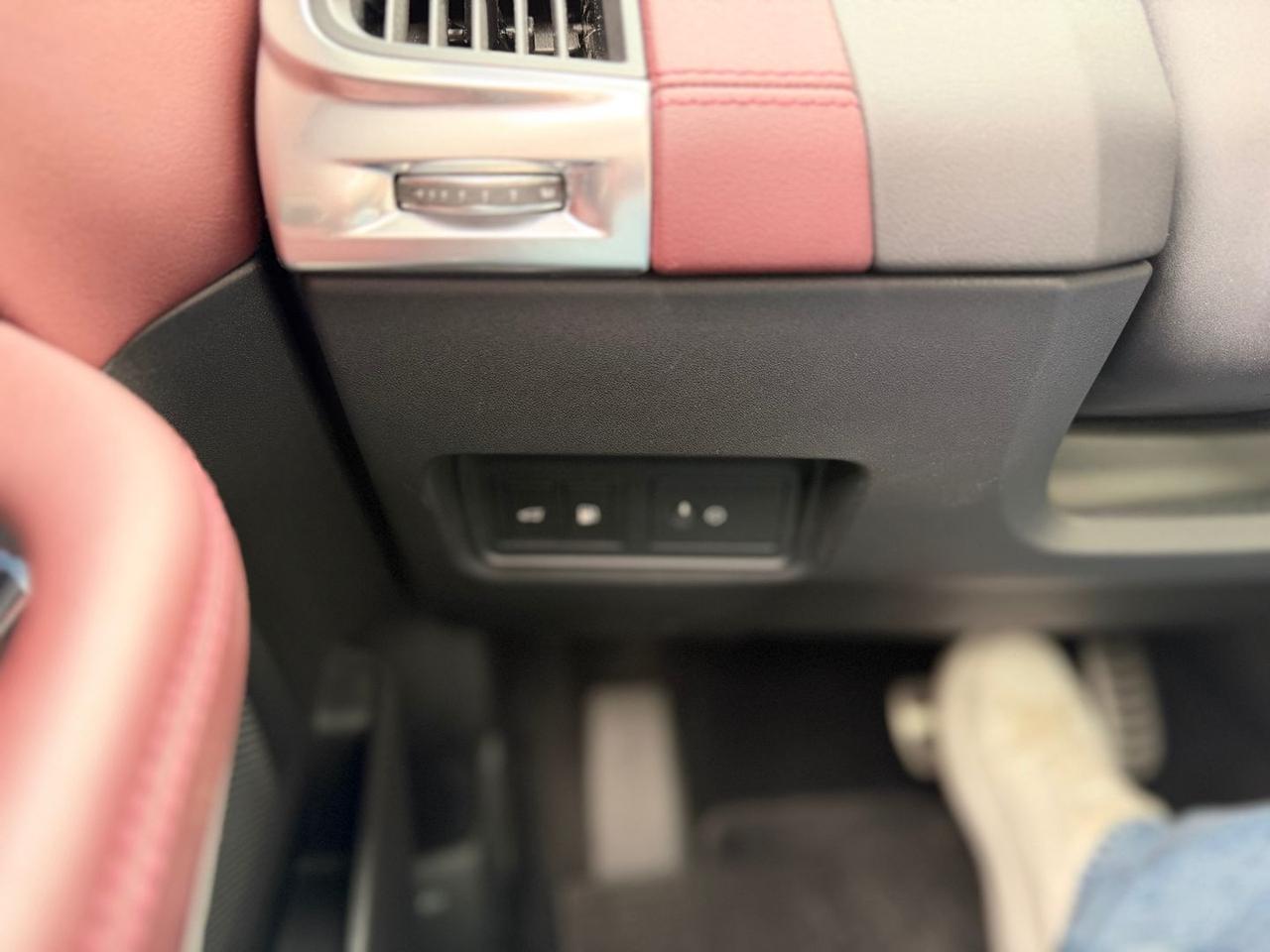 Jaguar E-Pace R-Dynamic P 300e PHEV #10346