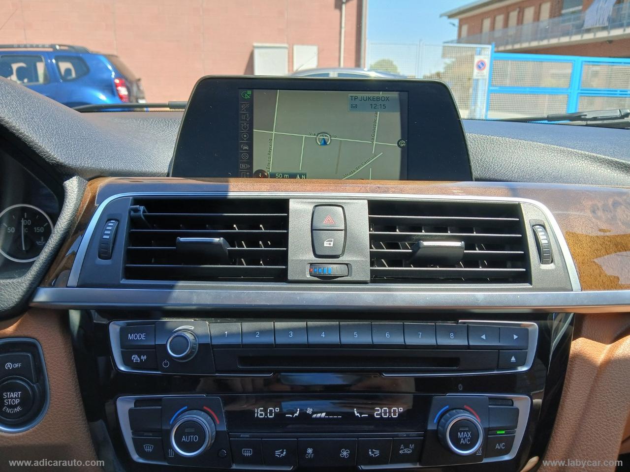 BMW 320d xDrive Touring Luxury