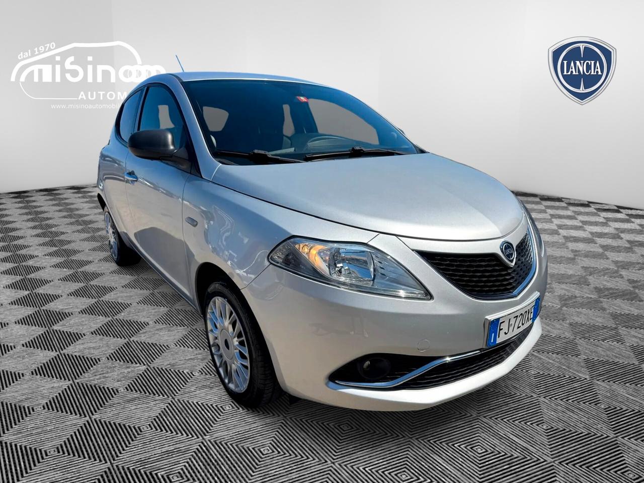 Lancia Ypsilon 5 porte - 2017 PROMOFIN!!!