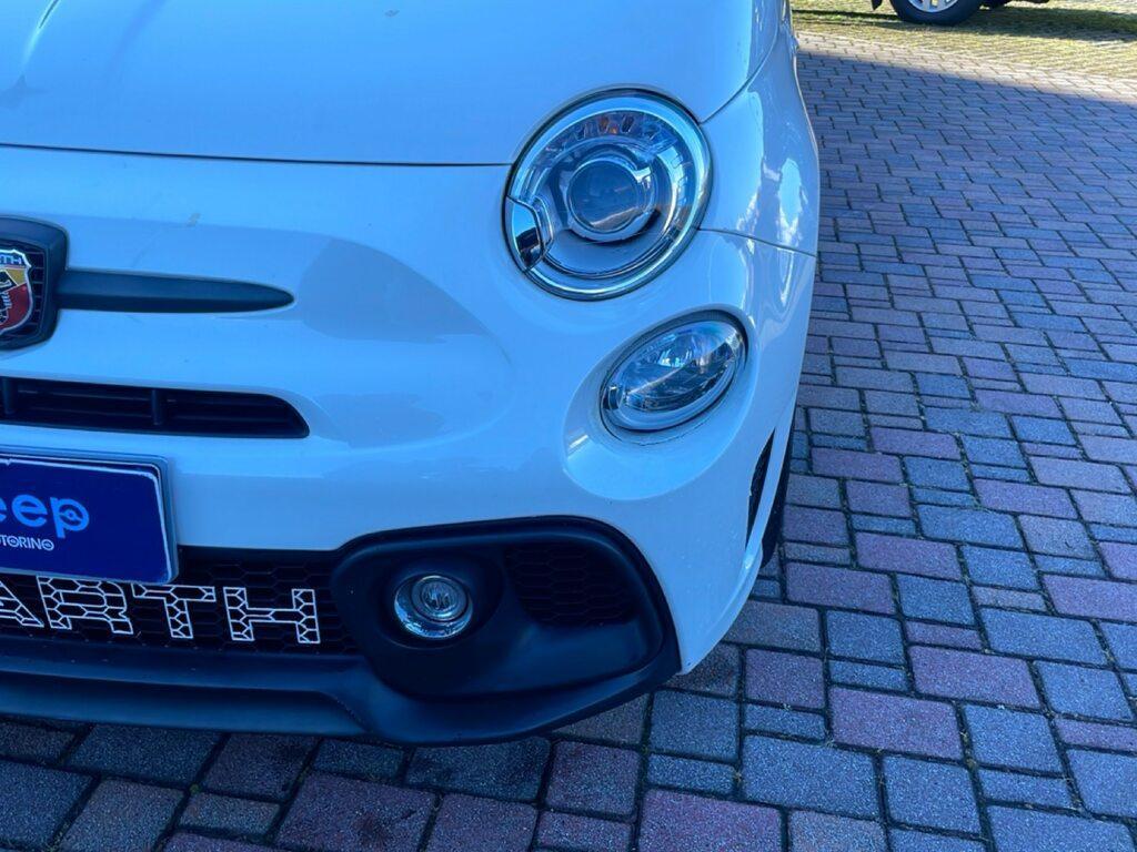 Abarth 595 C 1.4 T-Jet Competizione