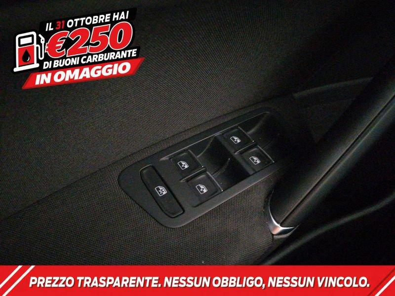 Volkswagen Golf 5p 1.5 tgi Executive 130cv dsg