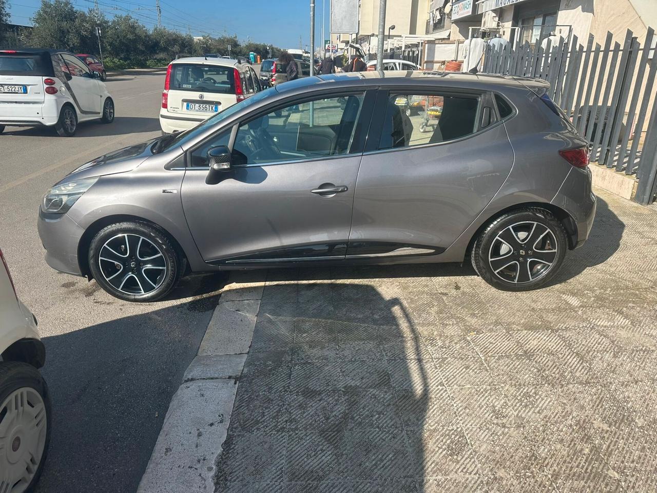 Renault Clio TCe 12V 90CV Start&Stop 5 porte Energy Duel2