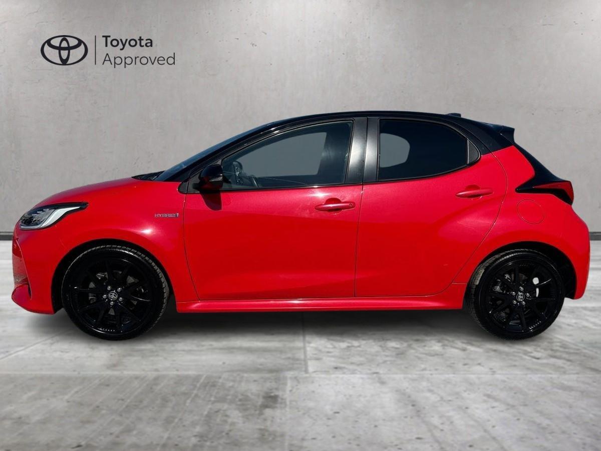 TOYOTA Yaris 4ª serie - Yaris 1.5 Hybrid 5 porte Premiere