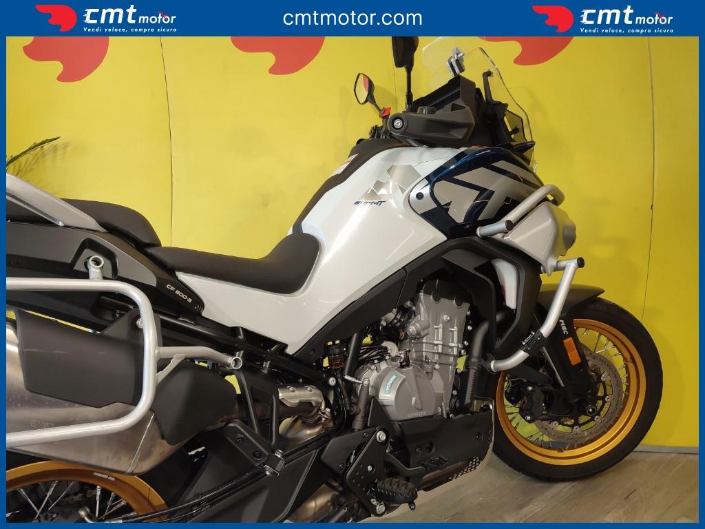 CFMOTO 800 MT - 2024