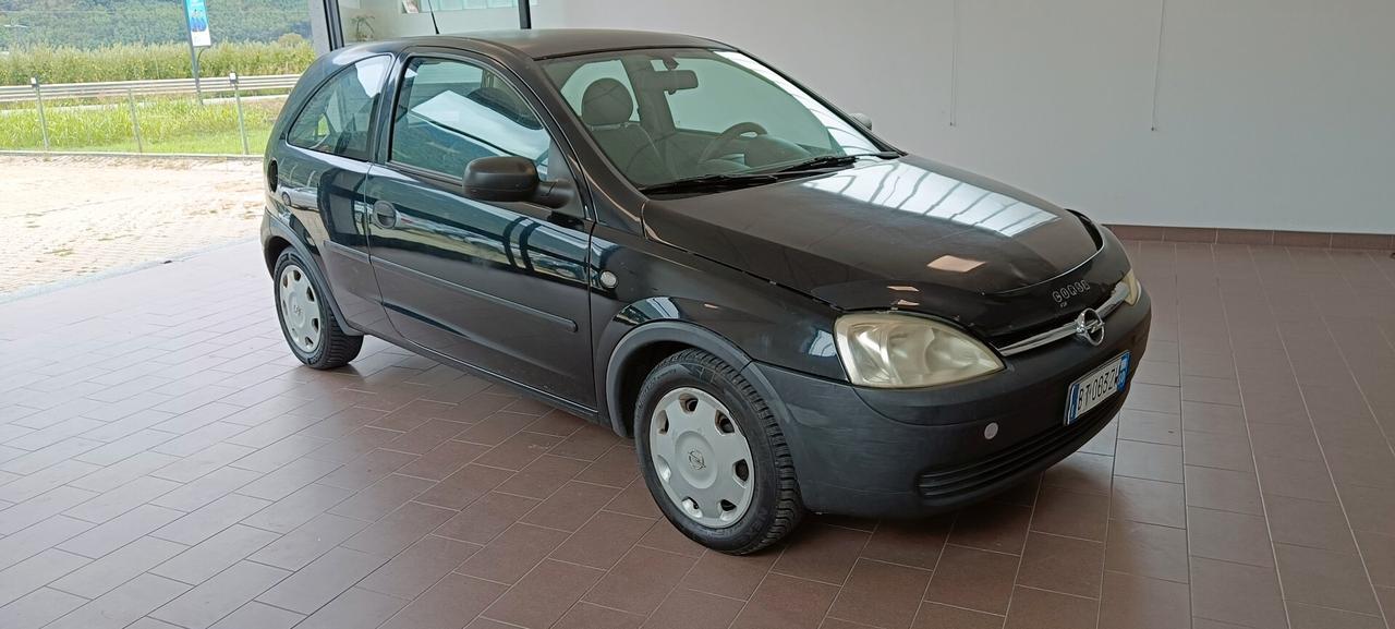 Opel Corsa 1.0i 12V NEOPATENTATI