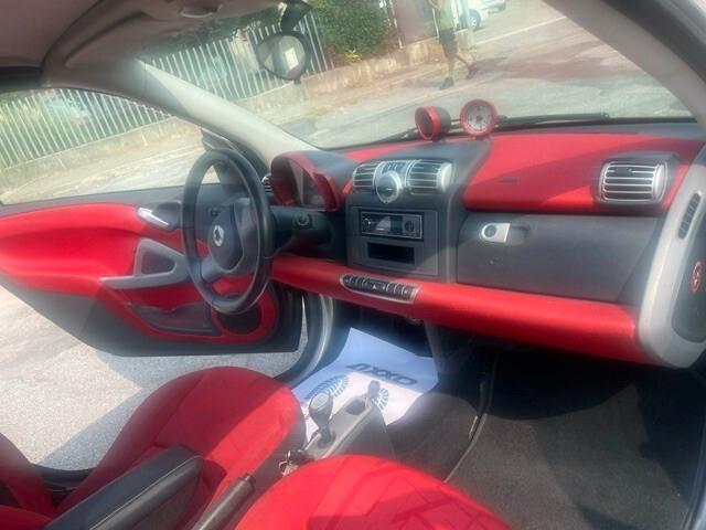Smart ForTwo 1000 52 kW MHD coupé pure