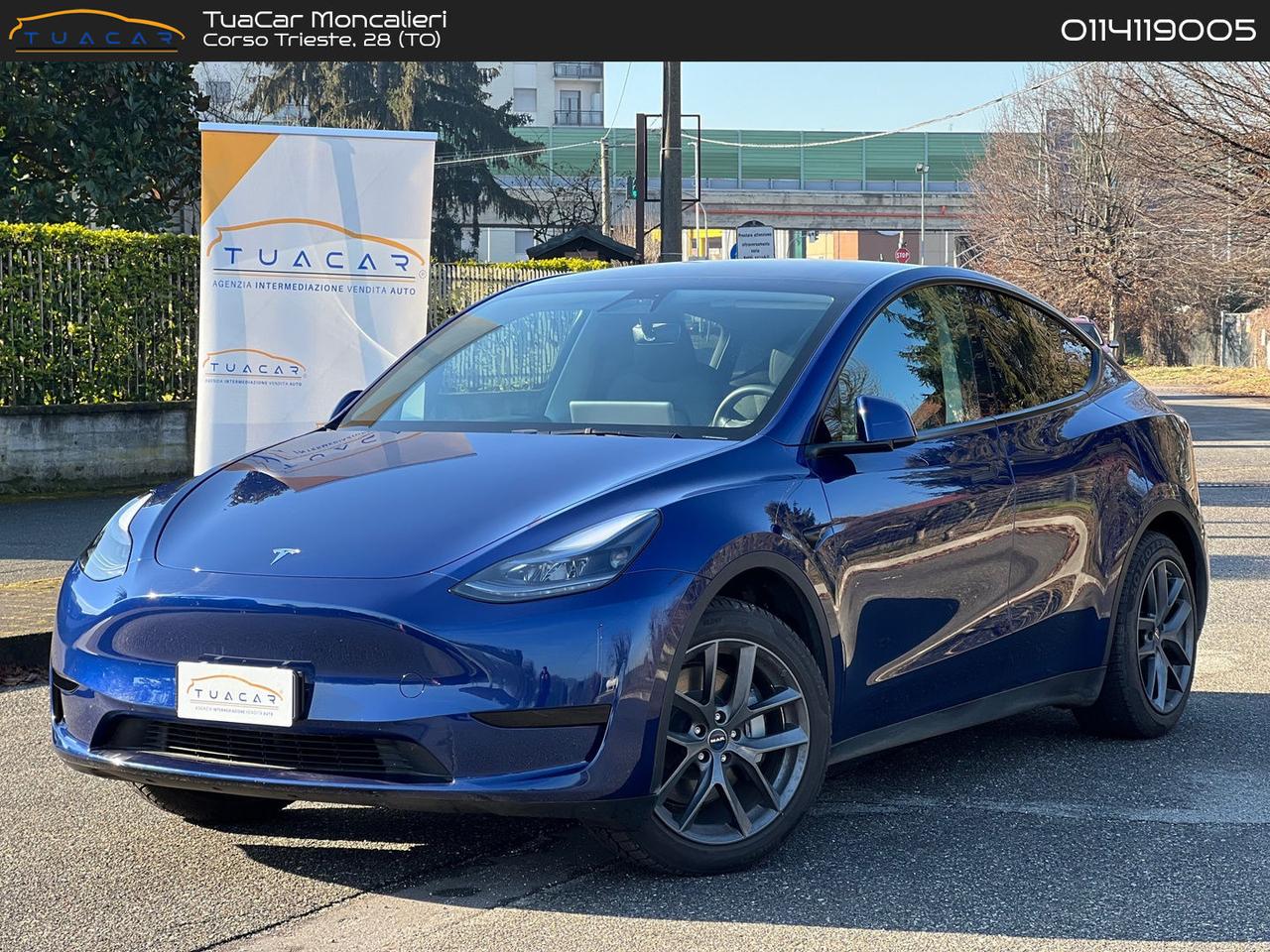 Tesla Model Y Single Motor rwd- cerchi da 20"- autopilot