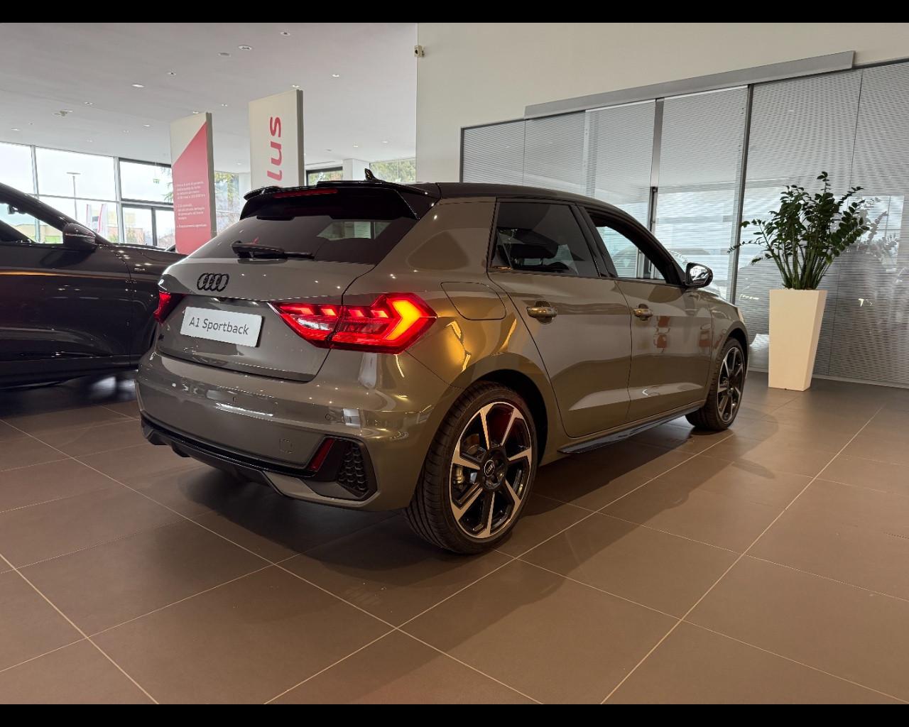 AUDI Audi A1 Sportback Identity Black 30 TFSI 85(116) kW(CV) S tronic