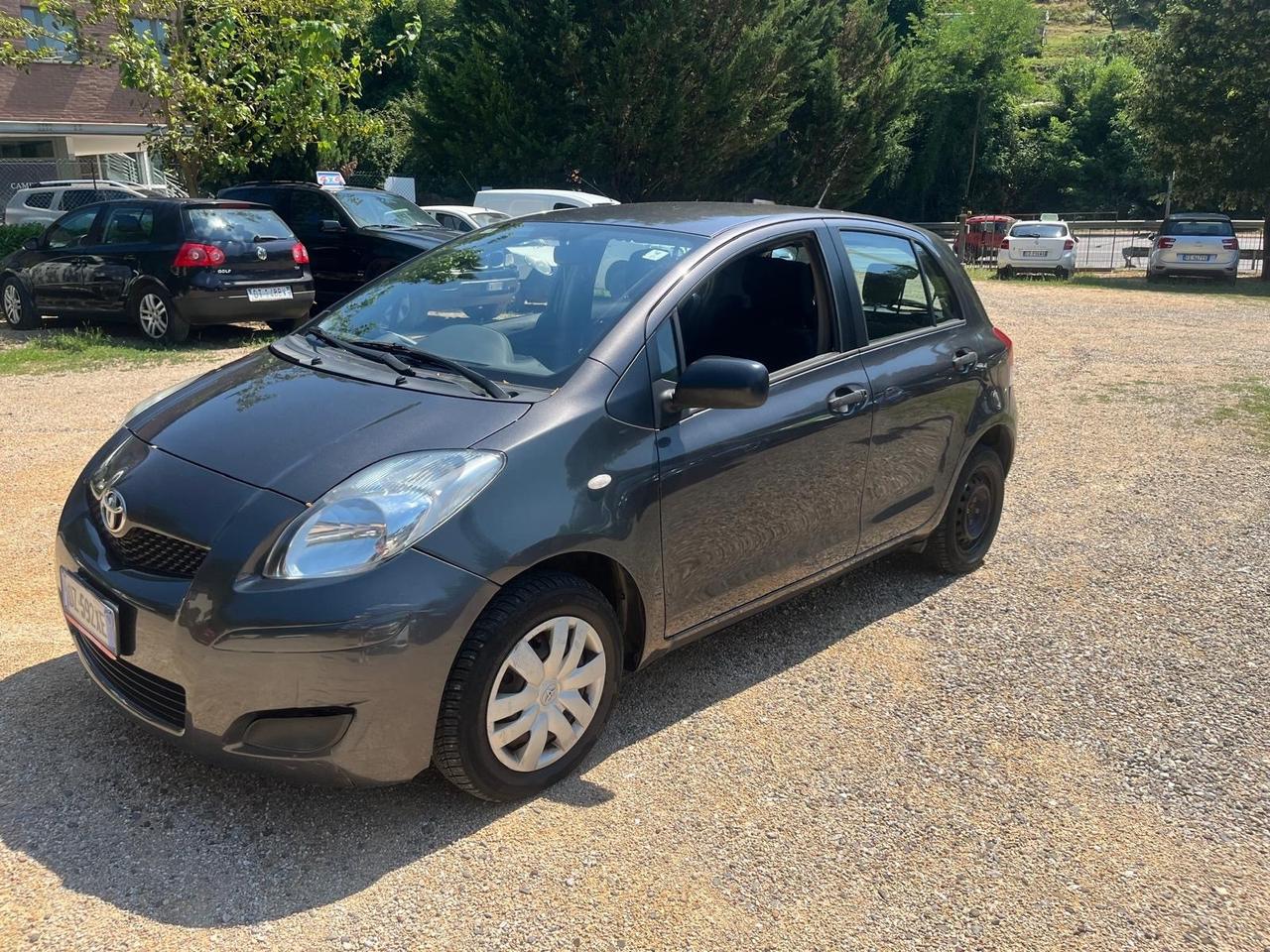 Toyota Yaris 1.0 5 porte Now Eco
