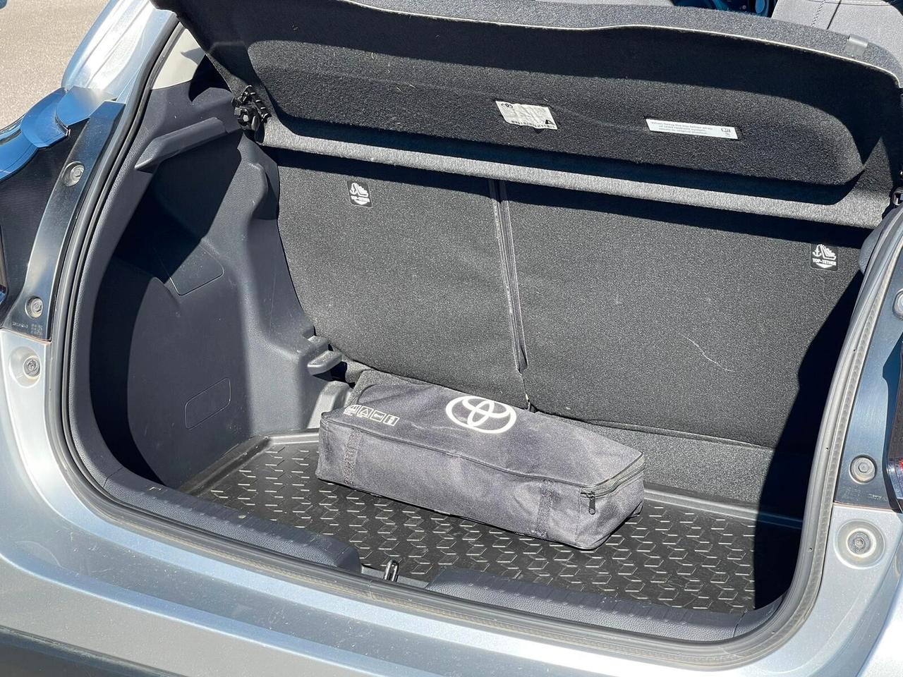 Toyota Yaris 1.5 Hybrid 5 porte Lounge