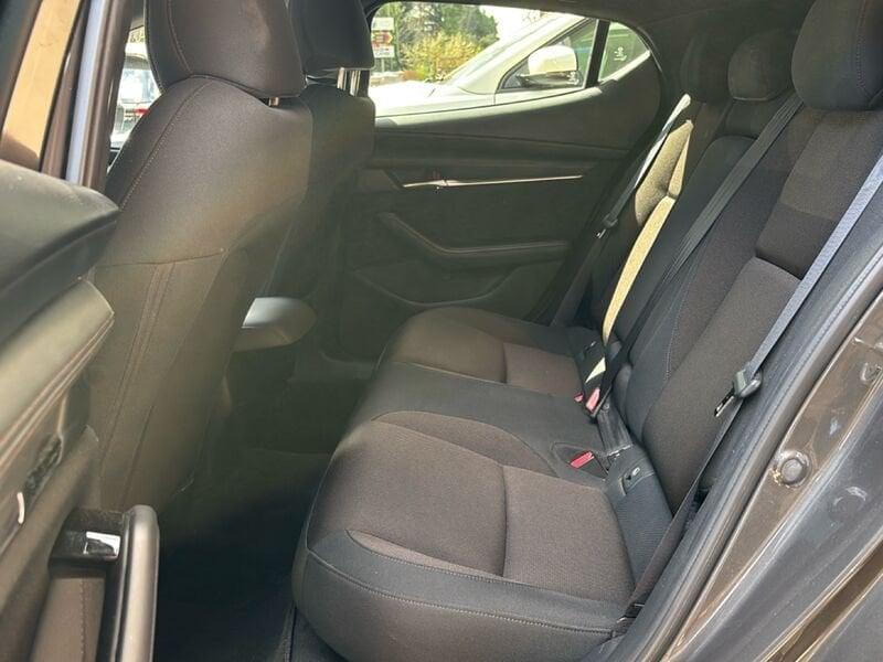 Mazda Mazda3 Mazda3 2.0L e-Skyactiv-G M Hybrid Exclusive