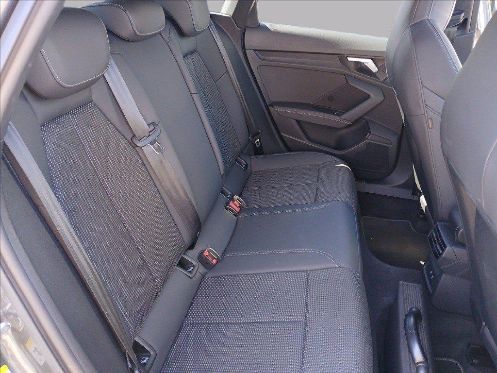 AUDI A3 Sportback 35 2.0 tdi Identity Black s-tronic del 2023