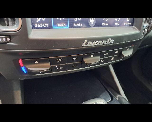 MASERATI Levante 3.0 V6 Gransport 275cv auto
