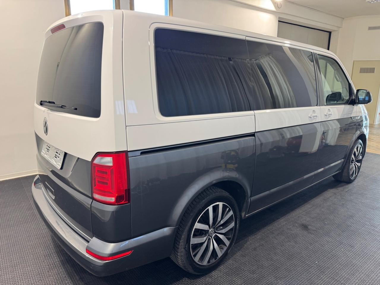 Volkswagen Multivan 2.0 TDI 204CV 4Motion DSG Highline - BULLI - FULL