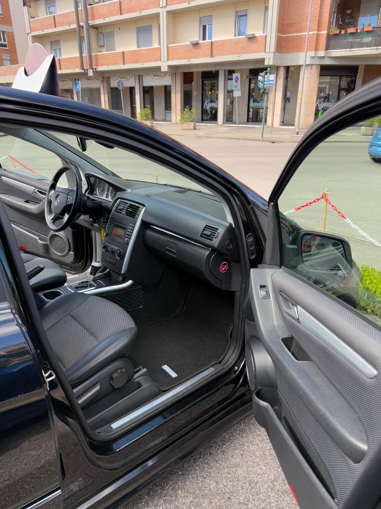 Mercedes-benz B 200 CDI Chrome