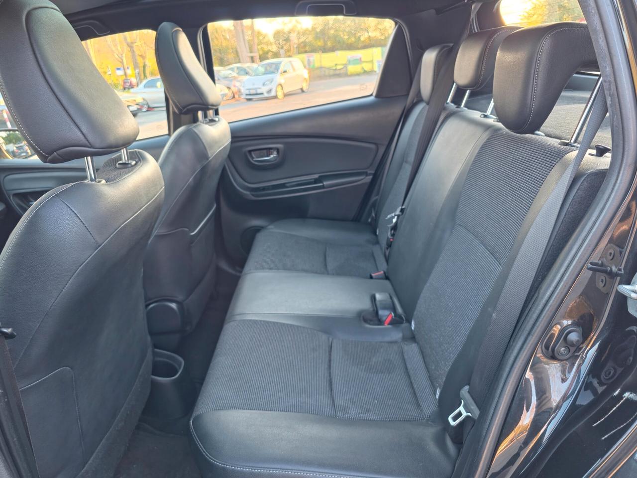 Toyota Yaris 1.5 Hybrid 5 porte 2018-E6 Automatico NEO