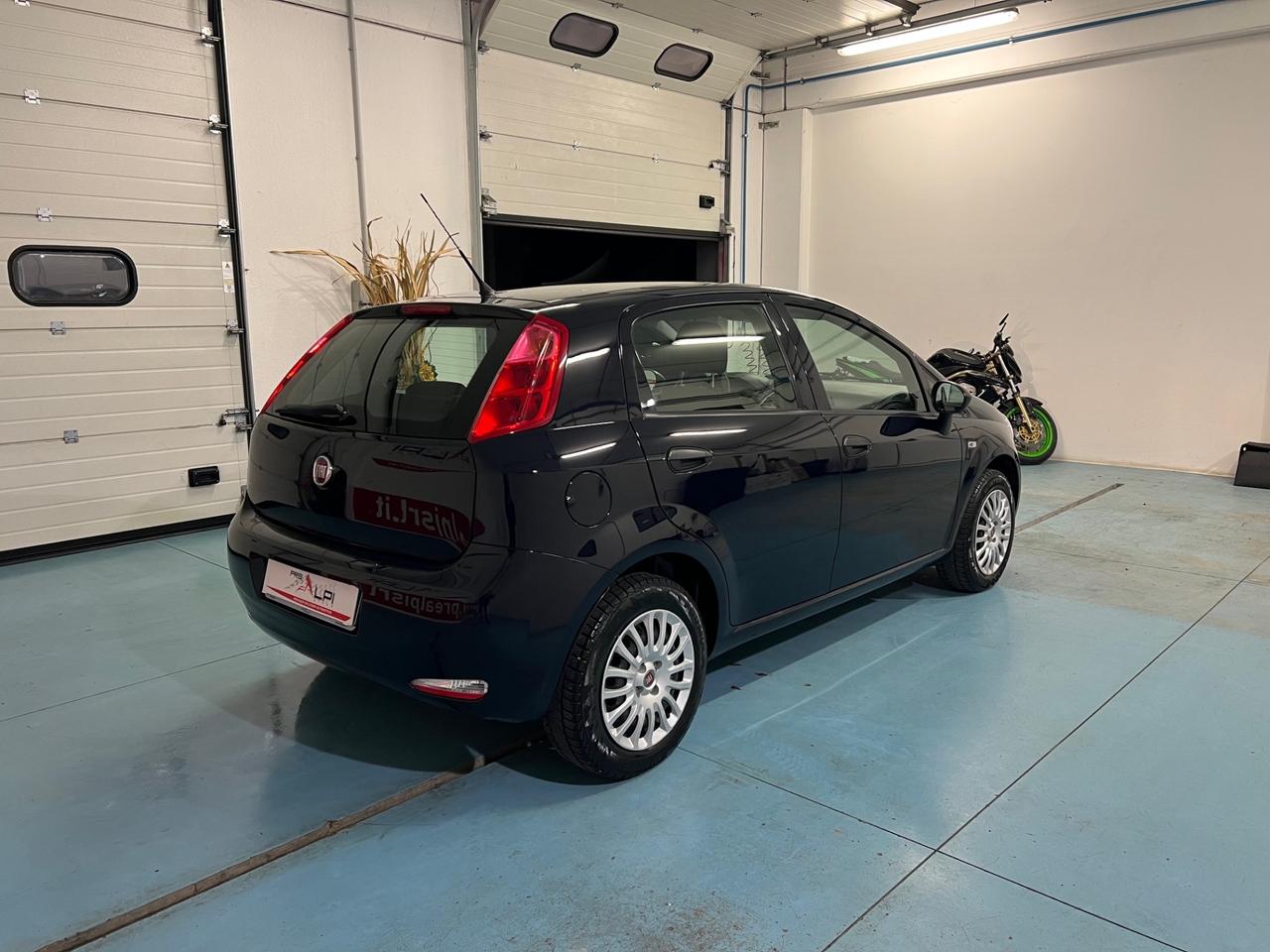Fiat Punto 1.4 8V 5 porte Easypower Street