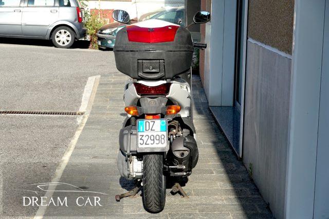 YAMAHA Xenter 150 PARABREZZA - BAULETTO