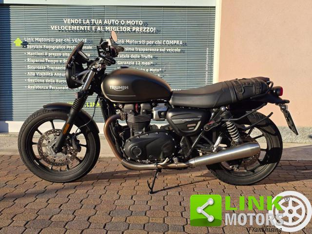TRIUMPH Street Twin 900
