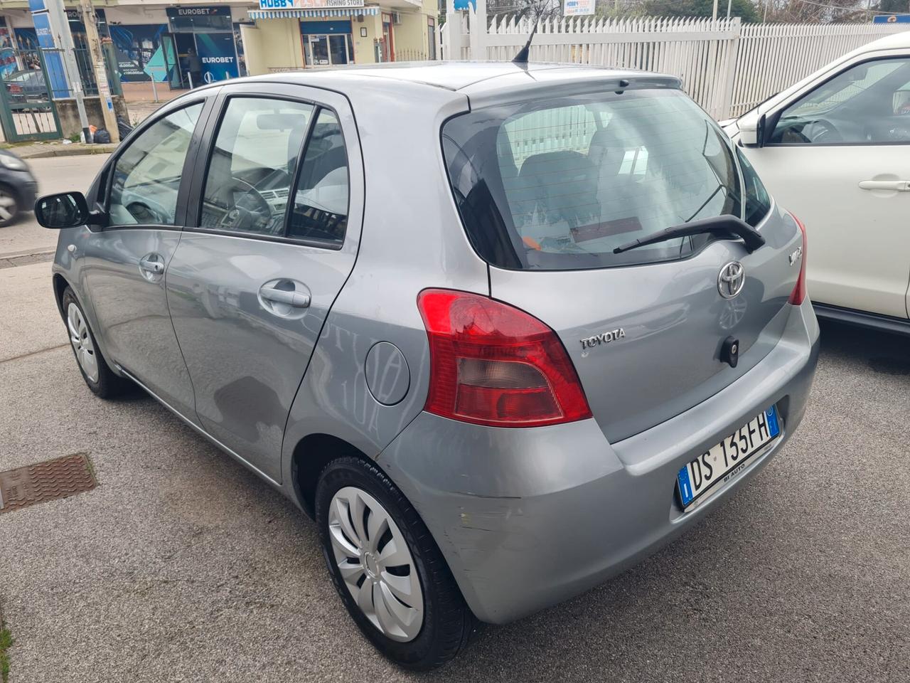 Toyota Yaris 1.3 5 porte Navi