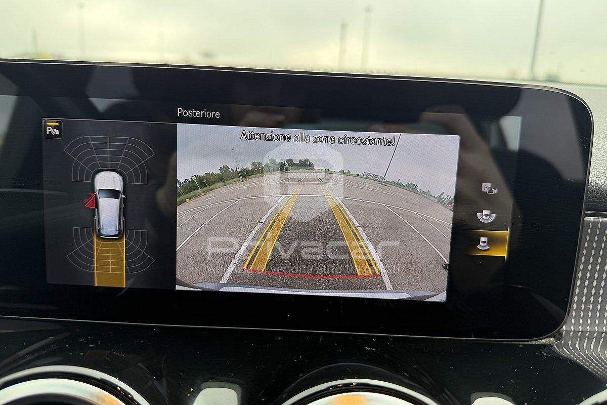 MERCEDES GLB 200 d Automatic 4Matic Sport Plus