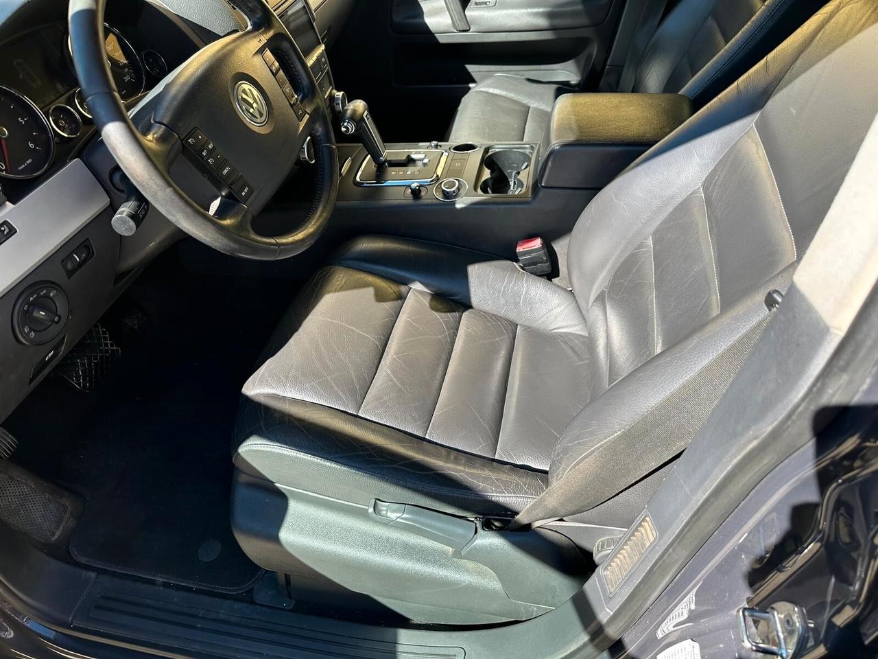 Volkswagen Touareg 3.0 V6 tdi Executive