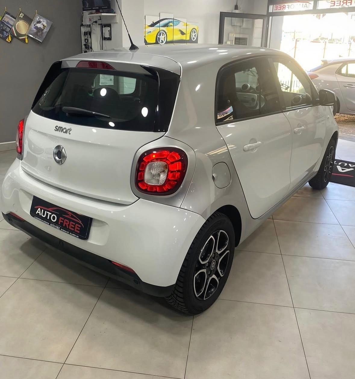 Smart ForFour 70 1.0 Passion