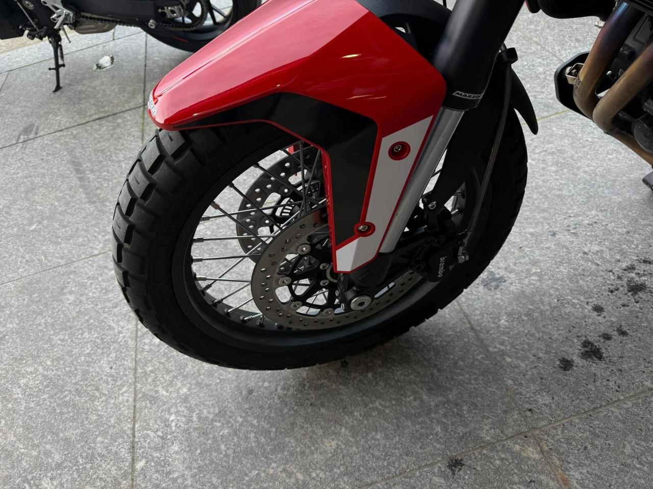Moto Morini X-Cape 700