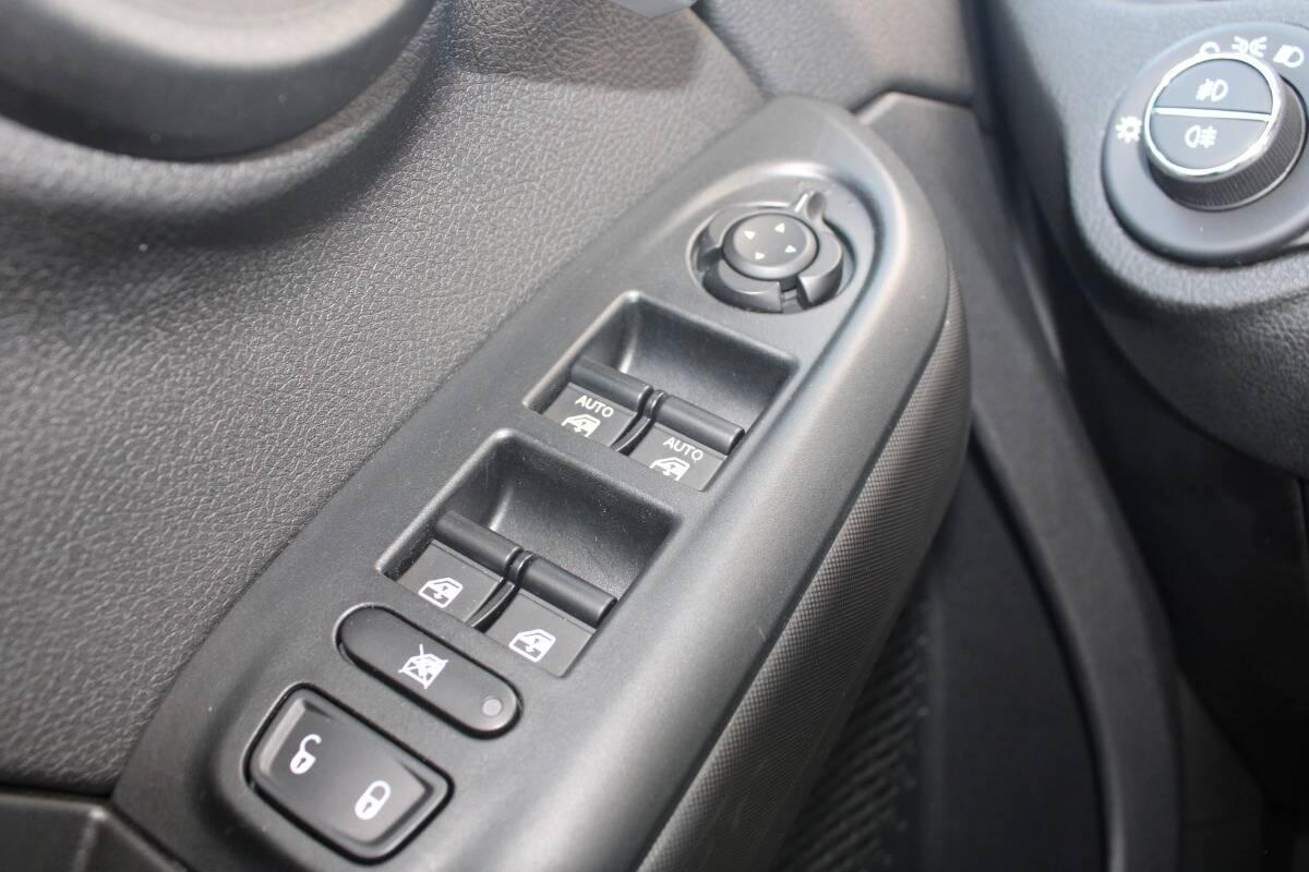 Fiat 500X 1.3 mjet Club 95cv Con CARPLAY