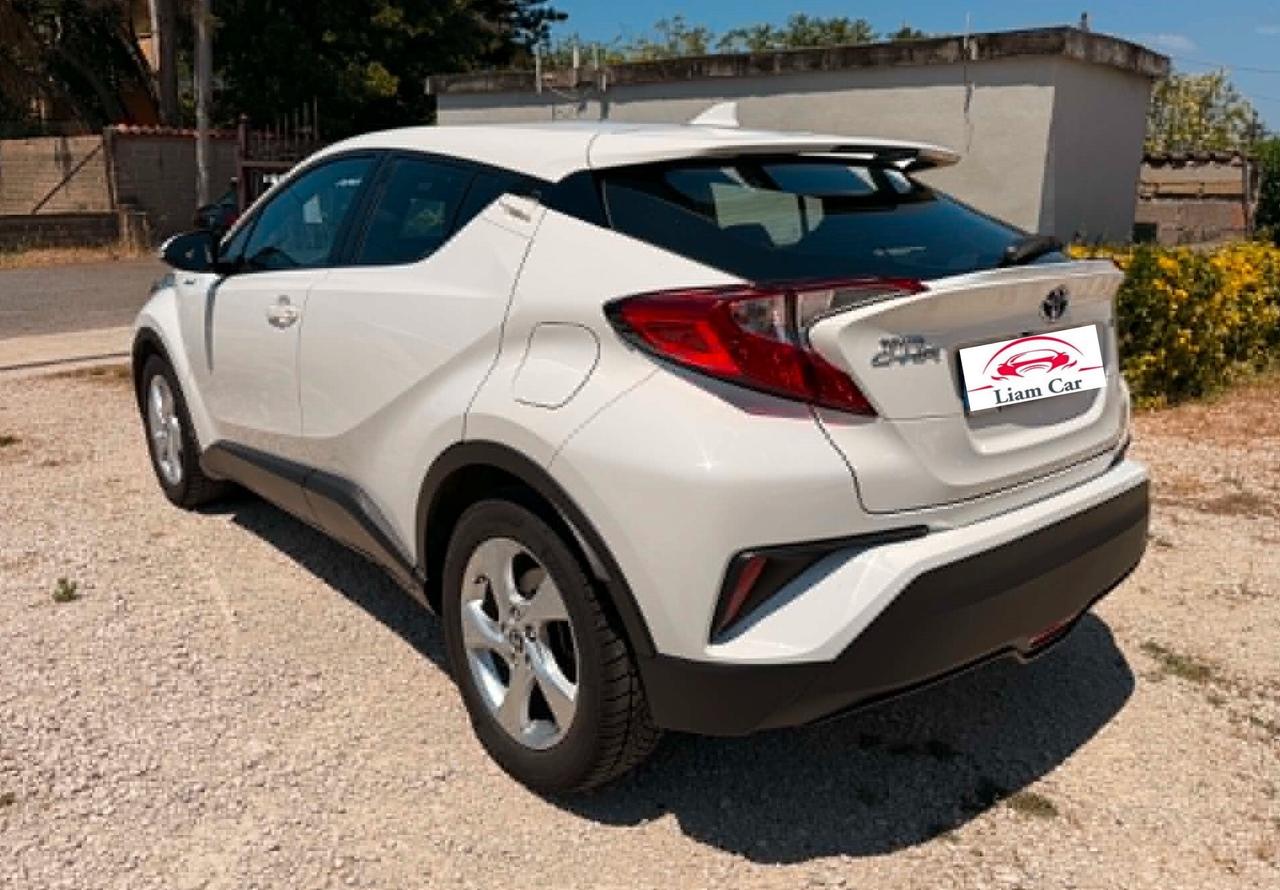 Toyota C-HR 1.8 Benz/Ibrida OK Neopatentato