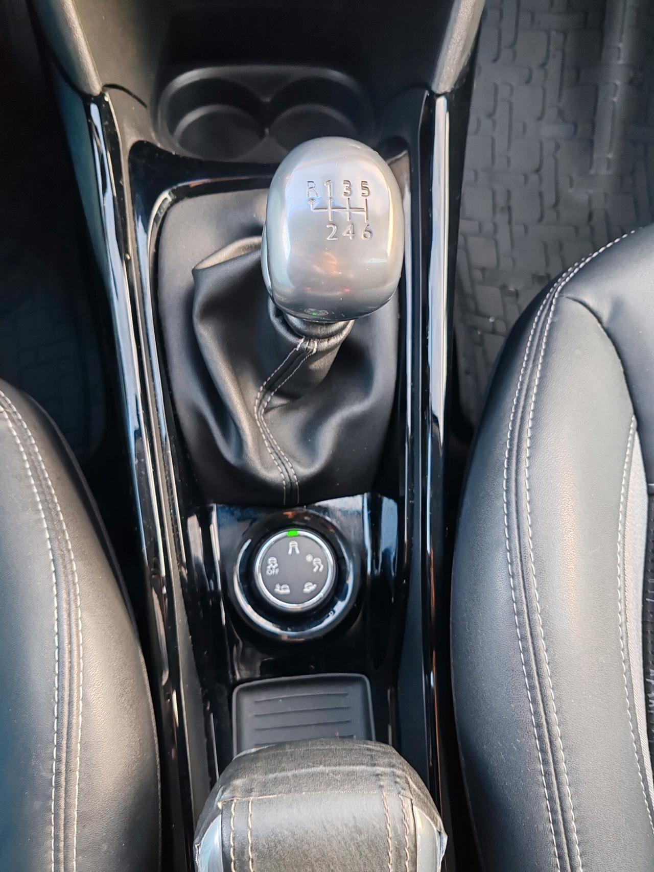 Peugeot 2008 1.6 Hdi Allure