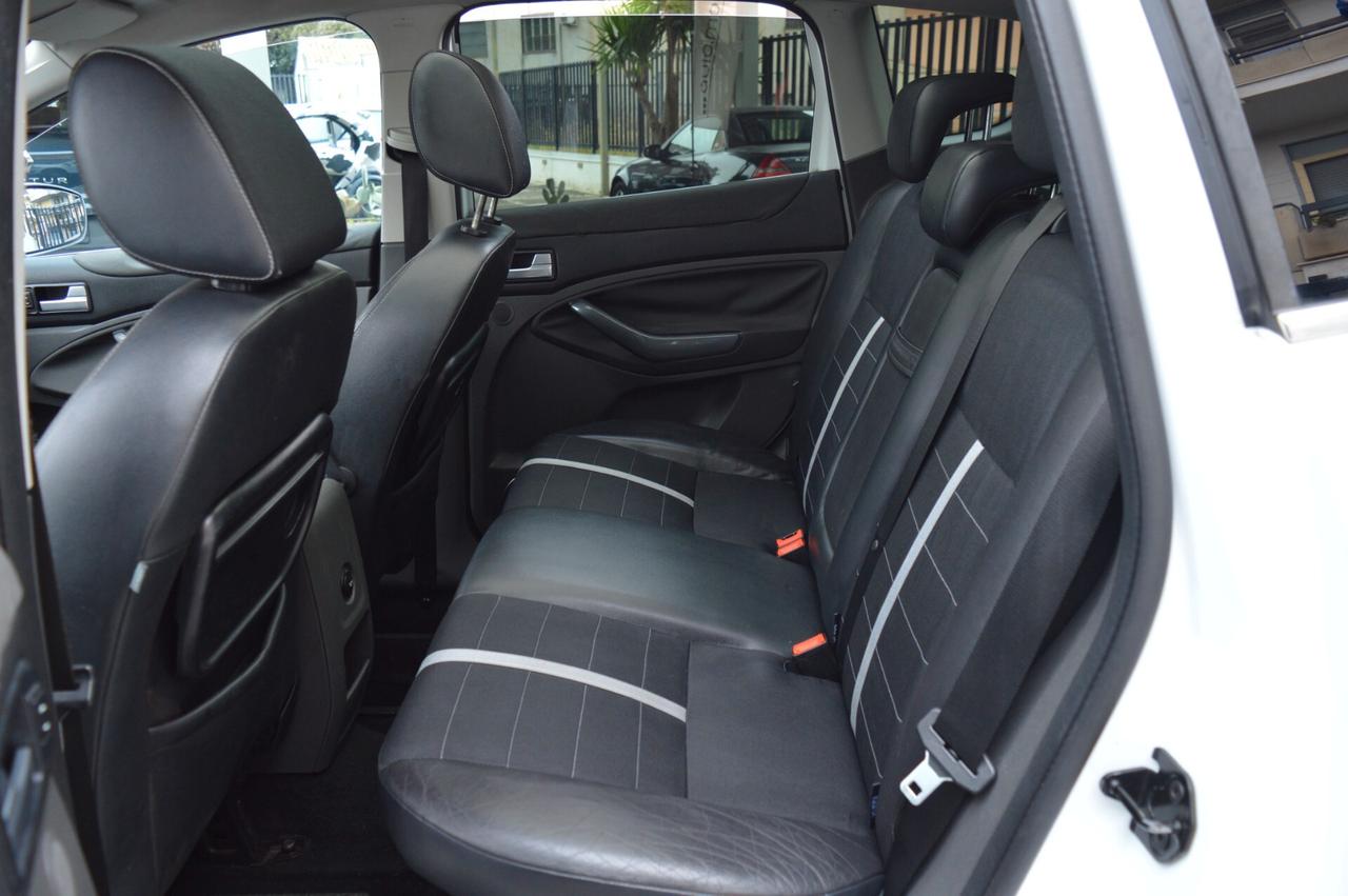 Ford Kuga 2.0 TDCi 136 CV 4WD Titanium DPF