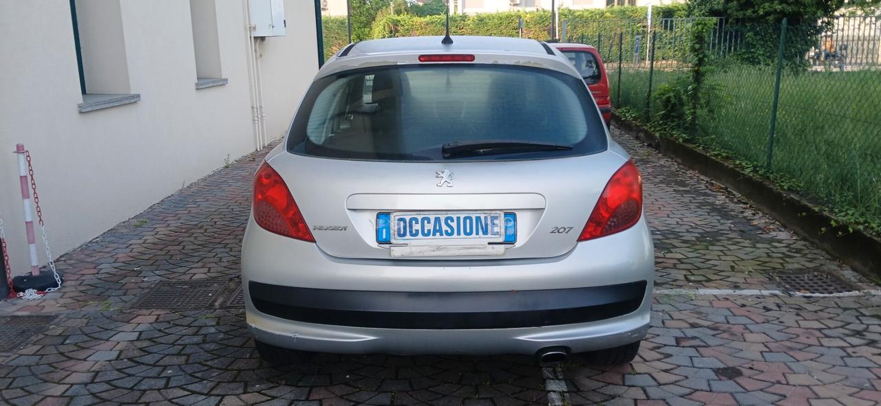 Peugeot 207 1.6 HDi neopatentati