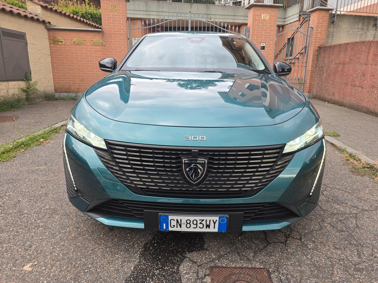 Peugeot 308 Allure Pack 1.5 BlueHdi 131cv (My'24 modello nuovo)