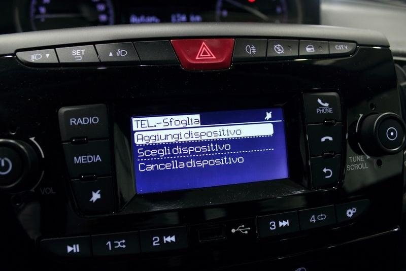 Lancia Ypsilon Ypsilon 1.0 FireFly 5 porte S&S Hybrid Ecochic Silver
