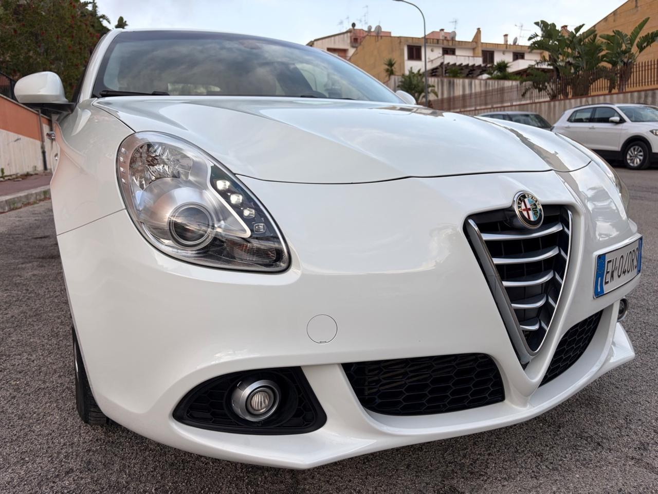 Alfa Romeo Giulietta 1.6 JTDm distictive ideale per neopatentati