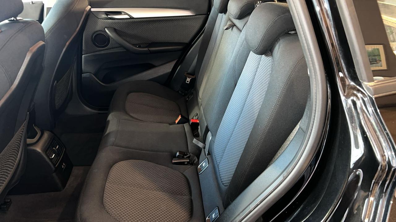 Bmw X1 sDrive18i Advantage 2021