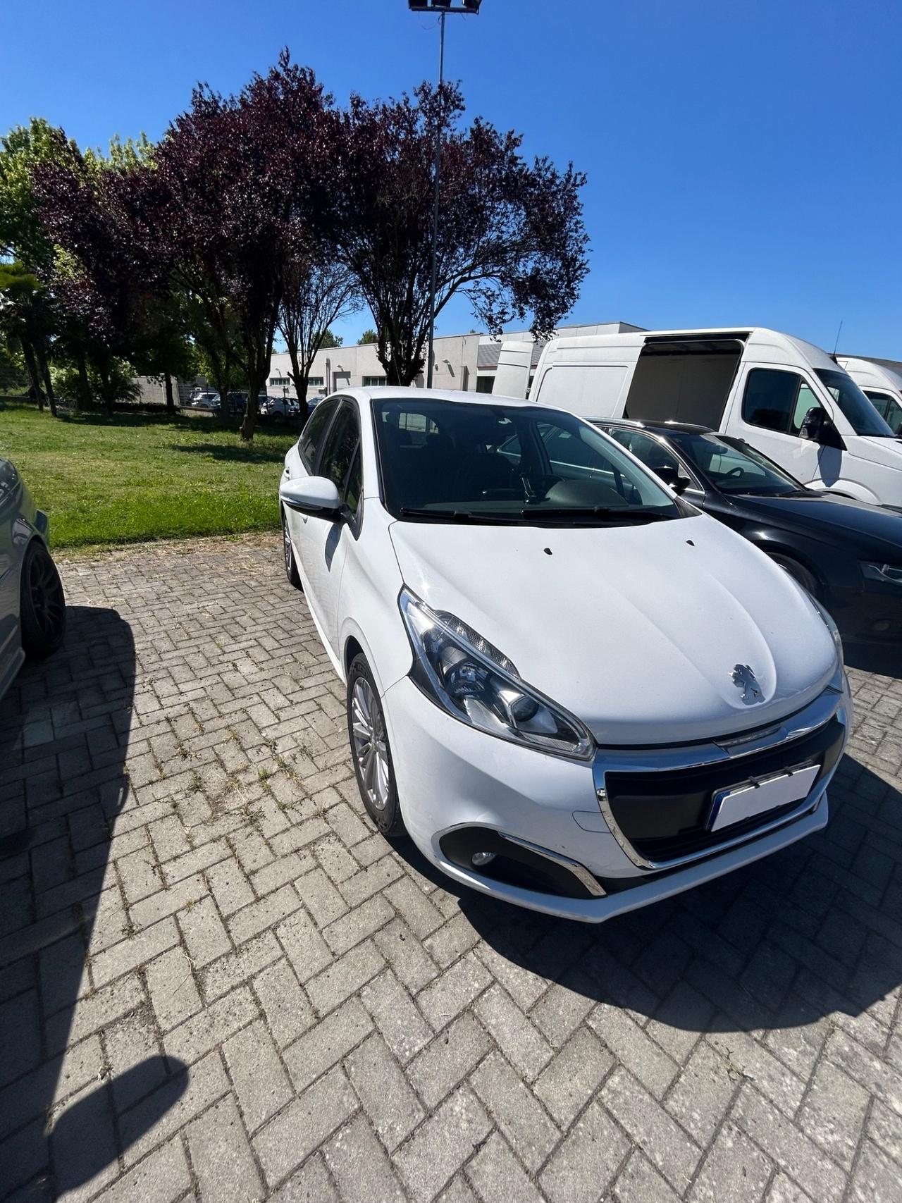Peugeot 208 PureTech 82 5 porte Active
