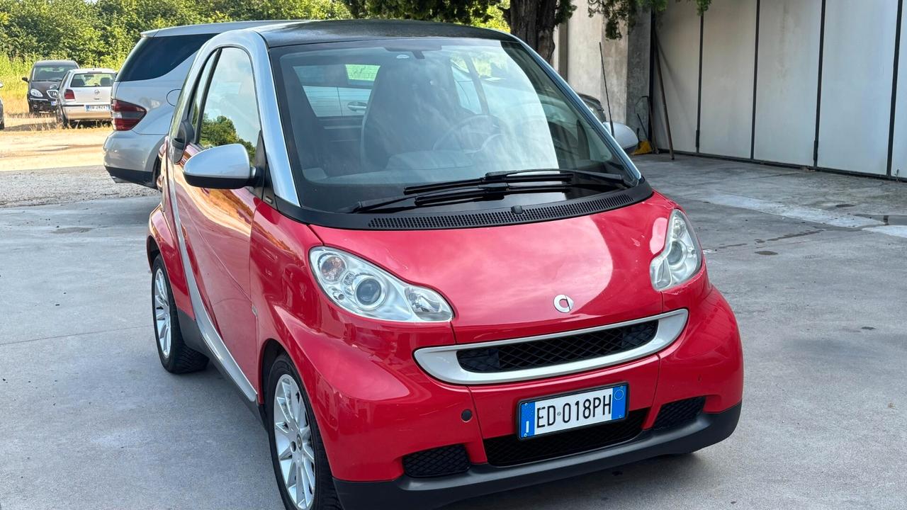 Smart ForTwo 1000 52 kW coupé pure