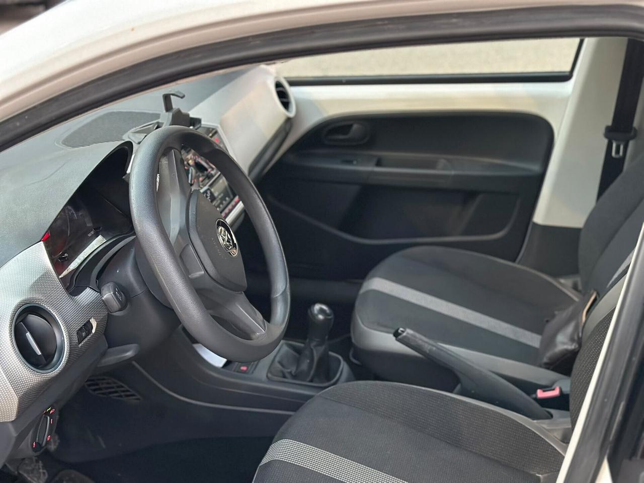 Volkswagen up!1.0 5p. SOLI 35.000KM GARANTITA