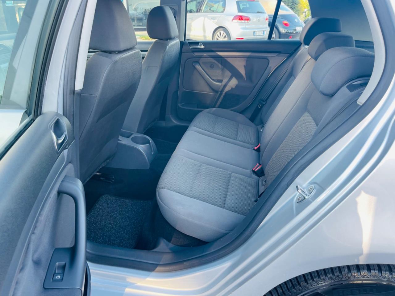 Volkswagen Golf 1.9 TDI DPF Sportline