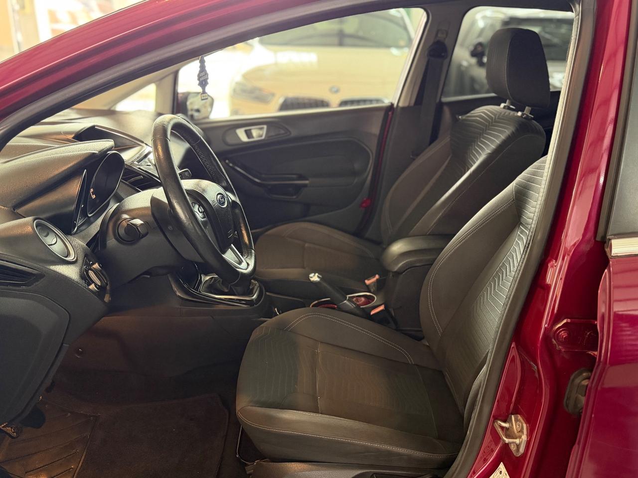 Ford Fiesta 1.5 TDCi 75CV 5 porte Titanium